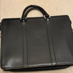 Salvatore Ferragamo Black Leather Men's Briefcase👝